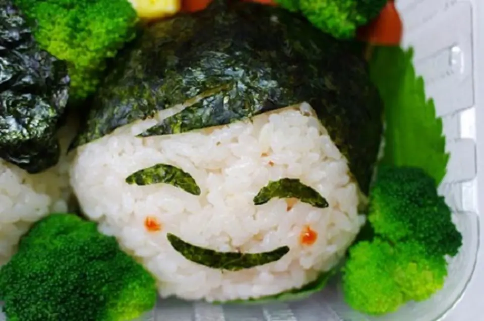 Cách làm cơm hộp bento uyên ương đơn giản cho ngày lễ tình nhân