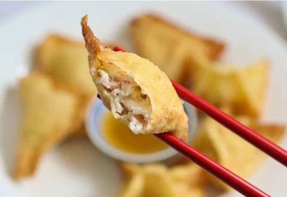 Cách làm hoành thánh chiên giòn thơm ngon mới lạ