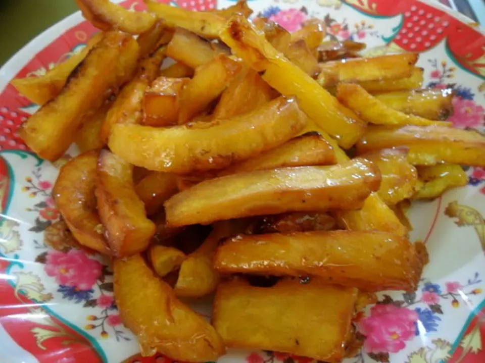 Cách làm khoai lang chiên bơ ngon miệng