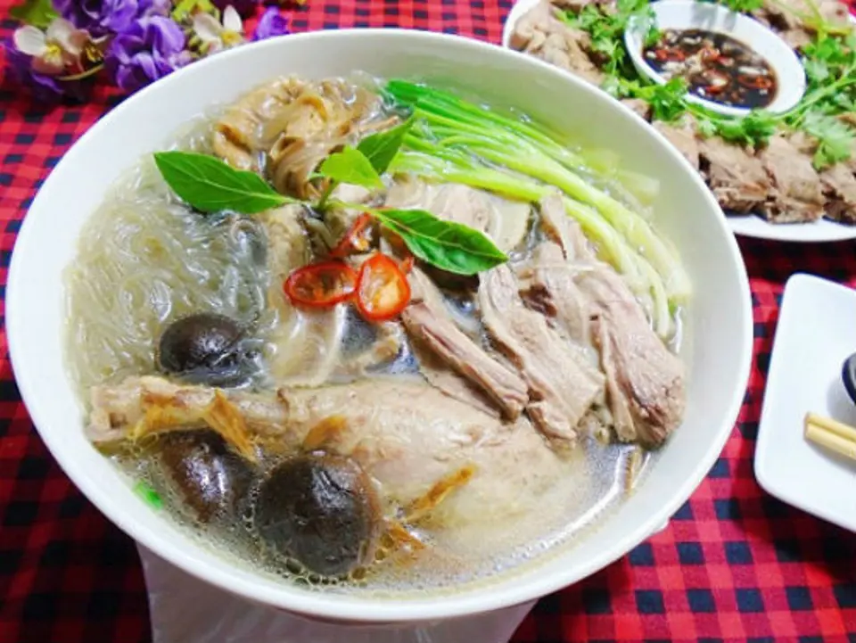 Cách làm miến măng vịt thơm ngon cho bữa sáng