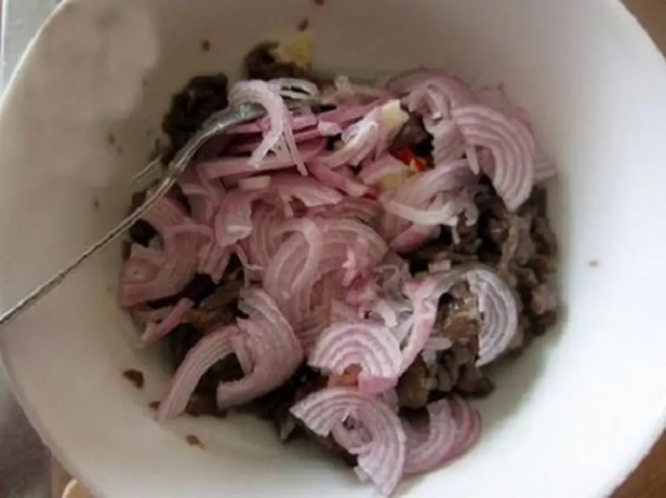 Cách làm món bò tái chanh ngon miệng