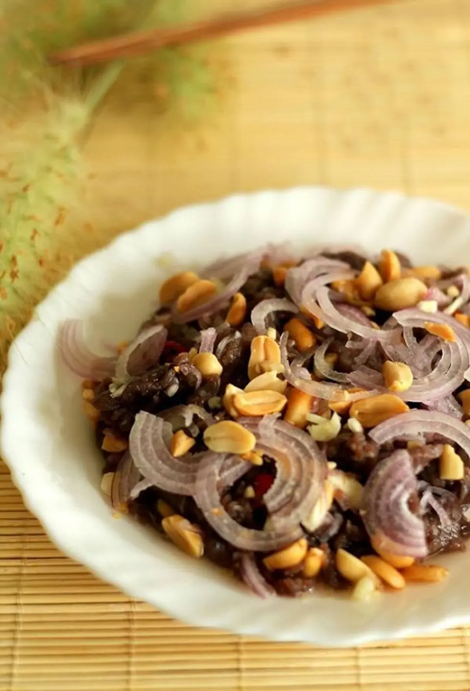 Cách làm món bò tái chanh ngon miệng