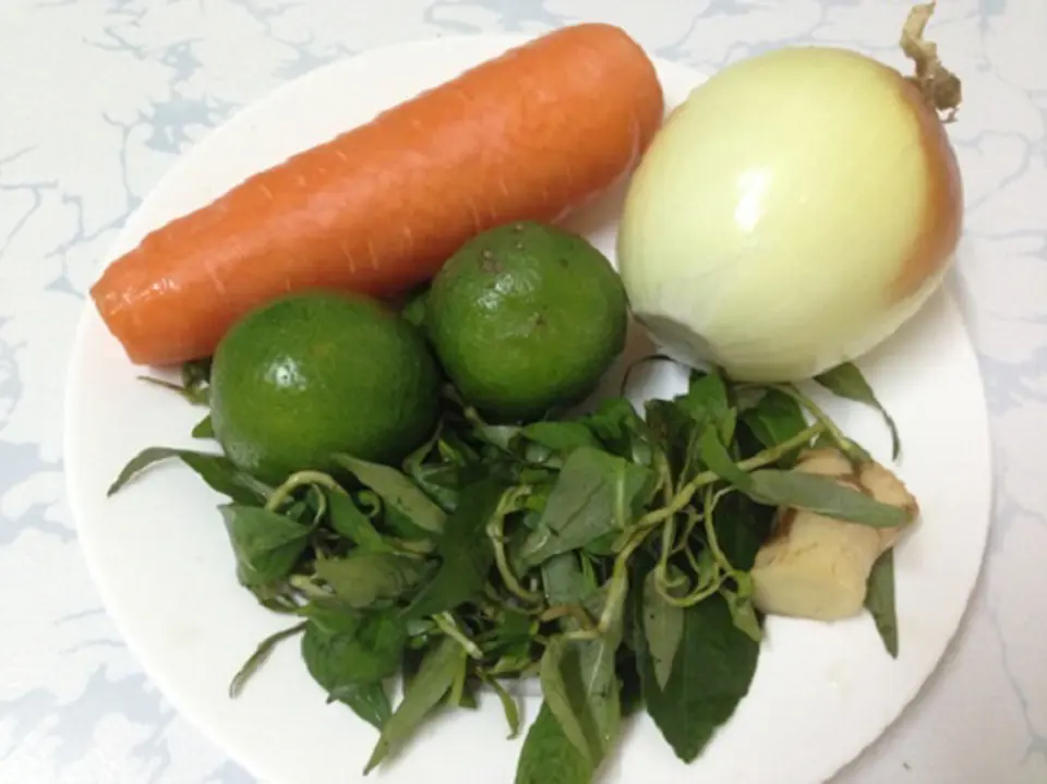 Cách làm món nộm gà hành tây chống ngán ngày hè