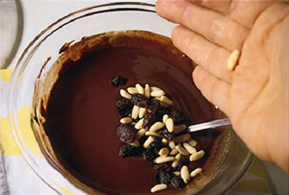 Cách làm món “ xúc xích” chocolate hấp dẫn mới lạ Cách làm món “ xúc xích” chocolate hấp dẫn mới lạ