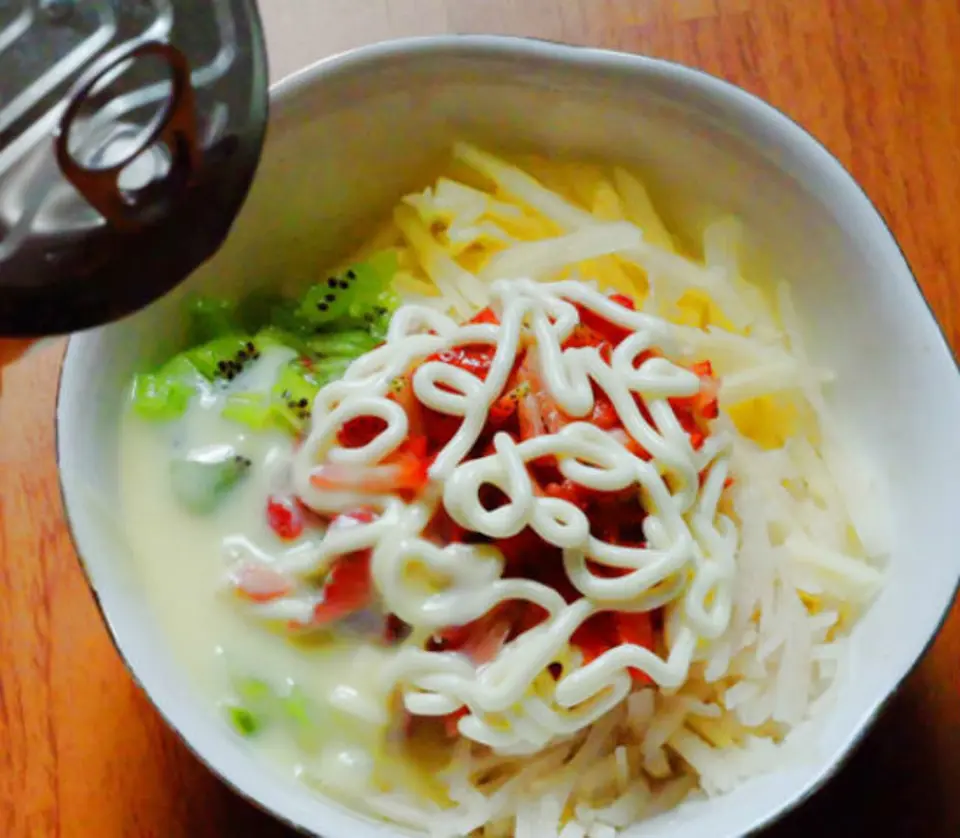 Cách làm nem chay hoa quả lạ miệng