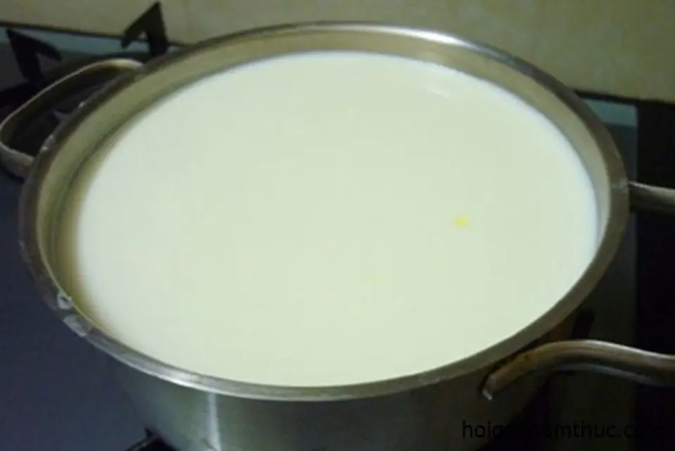 Cách làm sữa chua phô mai mới lạ cho bé