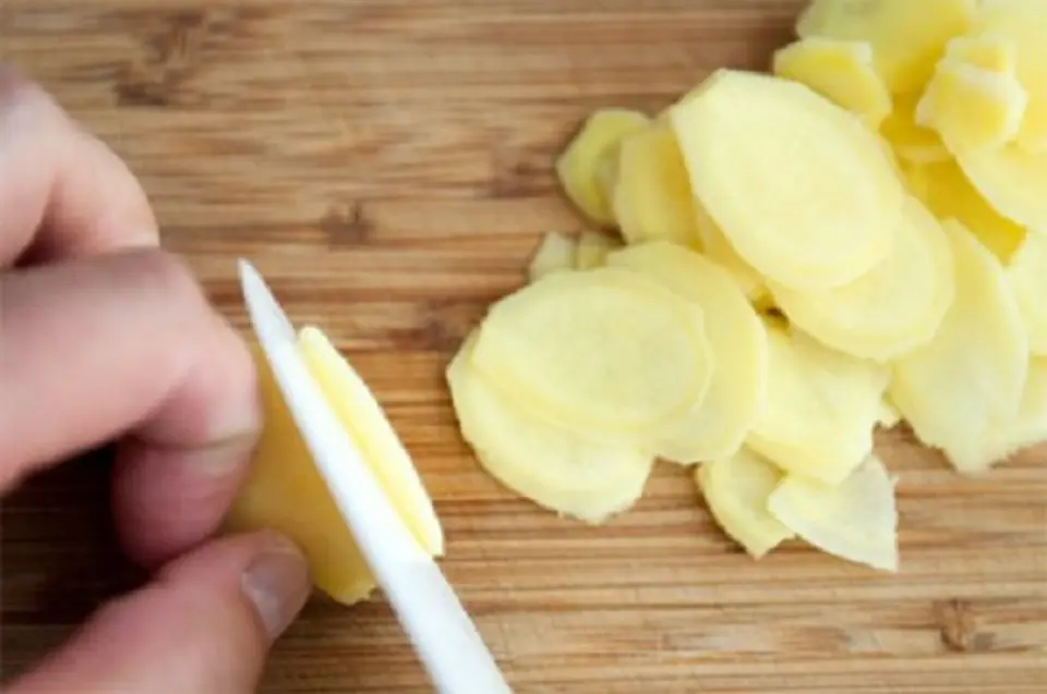 Cách nấu món cánh gà kho coca vị lạ hấp dẫn