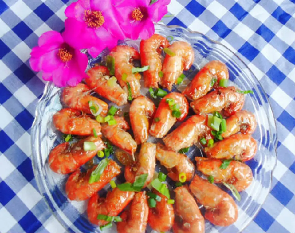 Chế biến món tôm rang mặn đậm đà, ngon cơm Chế biến món tôm rang mặn đậm đà, ngon cơm