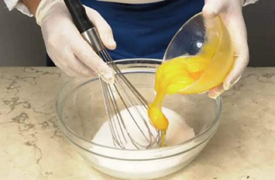 Công thức làm bánh kem sữa trứng crema fritta Công thức làm bánh kem sữa trứng crema fritta