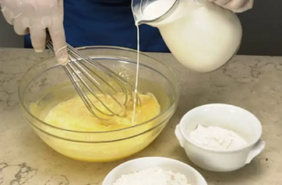Công thức làm bánh kem sữa trứng crema fritta Công thức làm bánh kem sữa trứng crema fritta