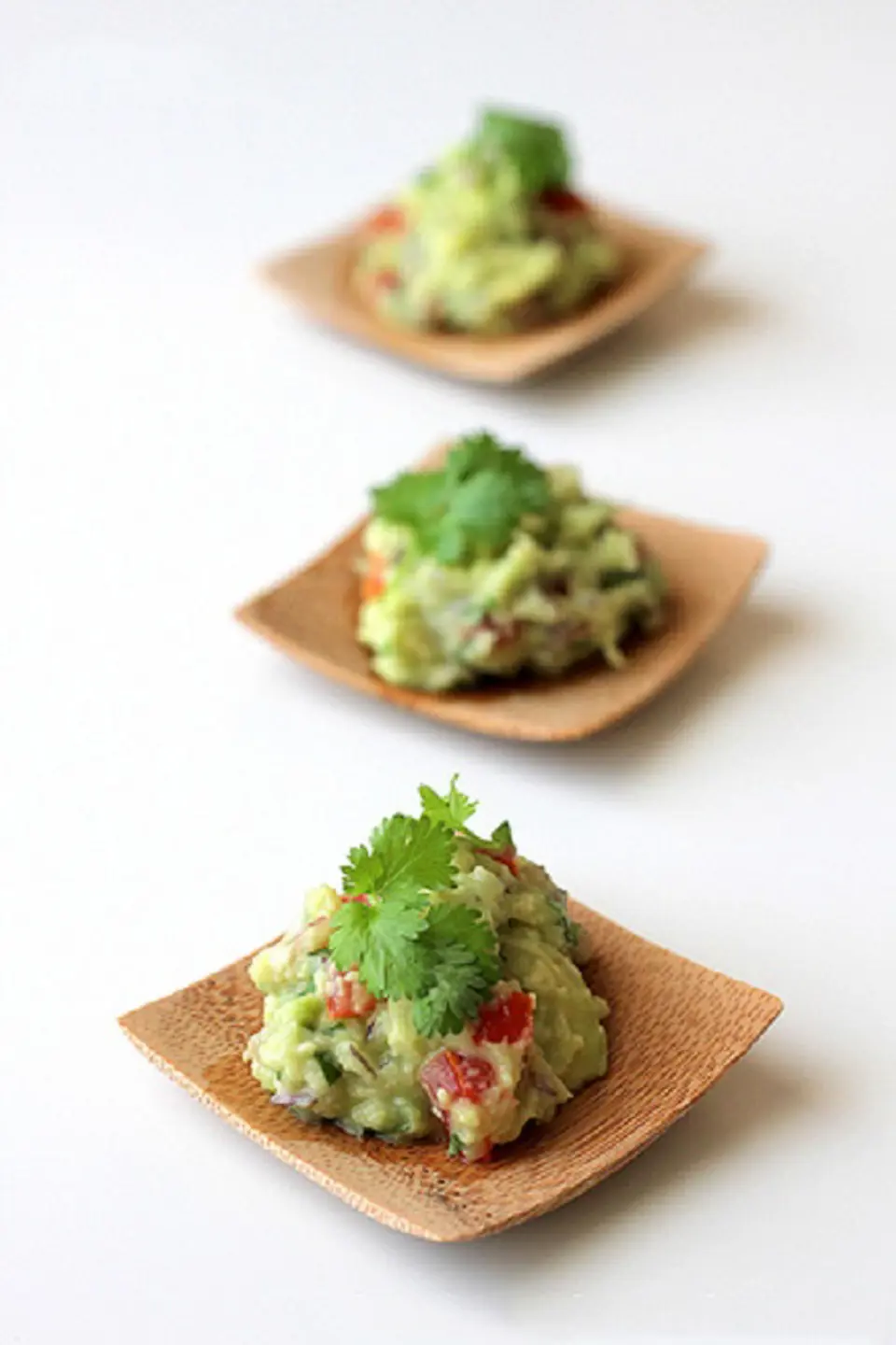 Giảm cân với công thức làm salad bơ từ Mexico