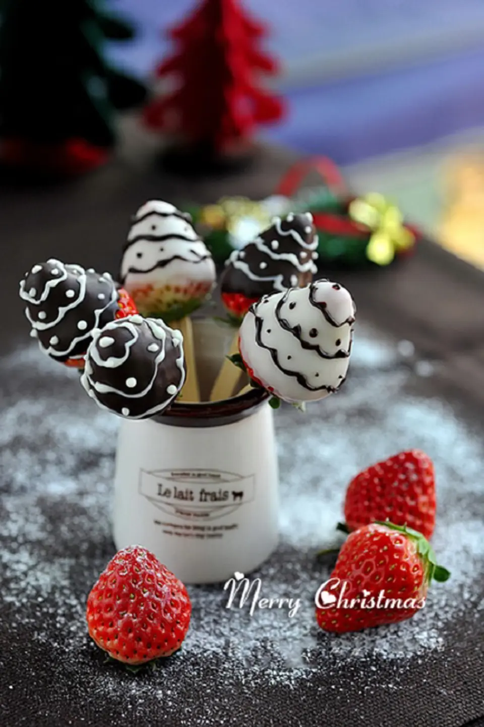 Giáng sinh ngọt ngào với dâu tây chocolate Giáng sinh ngọt ngào với dâu tây chocolate