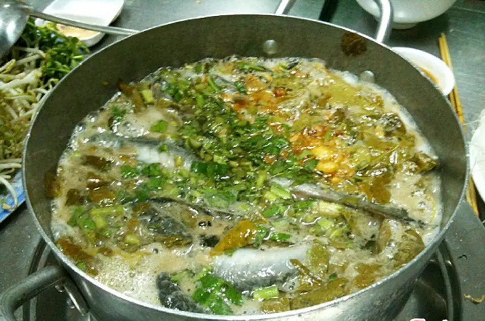 Hướng dẫn cách nấu lẩu cá kèo lá giang vừa ngon vừa đơn giản