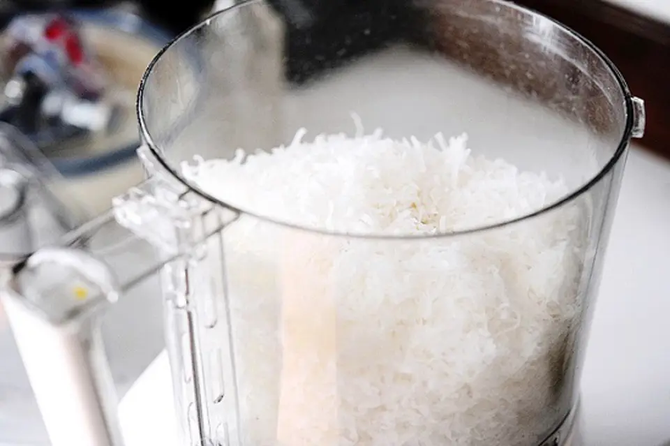 Hướng dẫn làm bánh dừa dâu tây- món tráng miệng tuyệt ngon