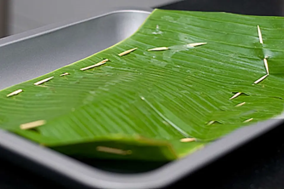 Hướng dẫn làm món cá hấp chuối dân dã