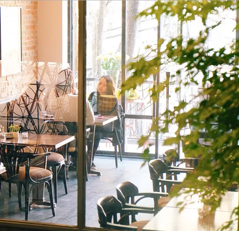 Những quán cà phê đẹp ở Hà Nội không thể bỏ qua