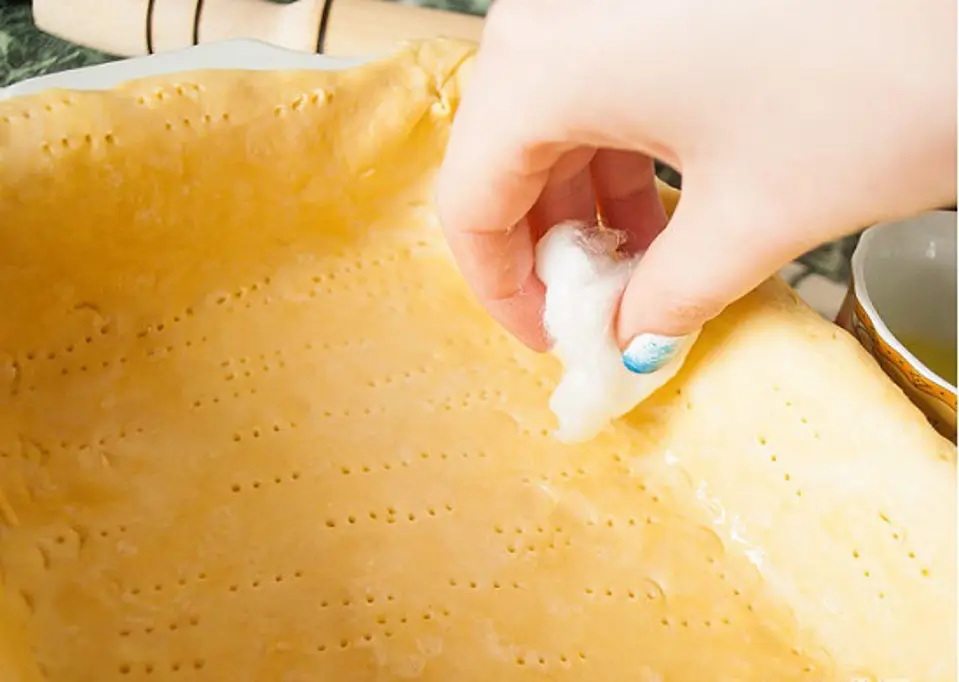 Cách làm bánh chuối quả mâm xôi nướng hấp dẫn