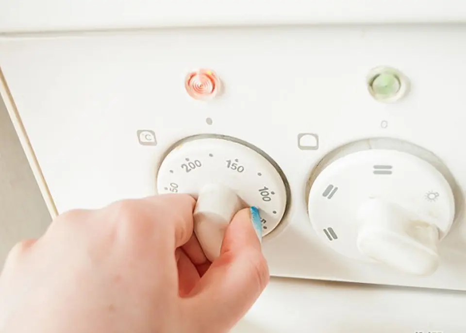 Cách làm bánh chuối quả mâm xôi nướng hấp dẫn
