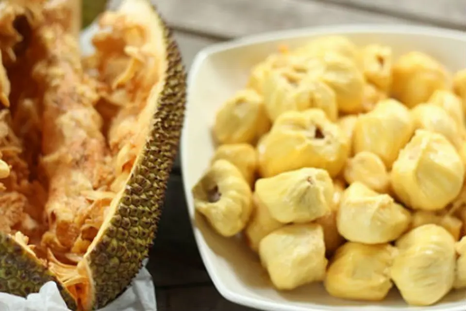 Cách làm bánh cuộn mít thơm ngon độc đáo