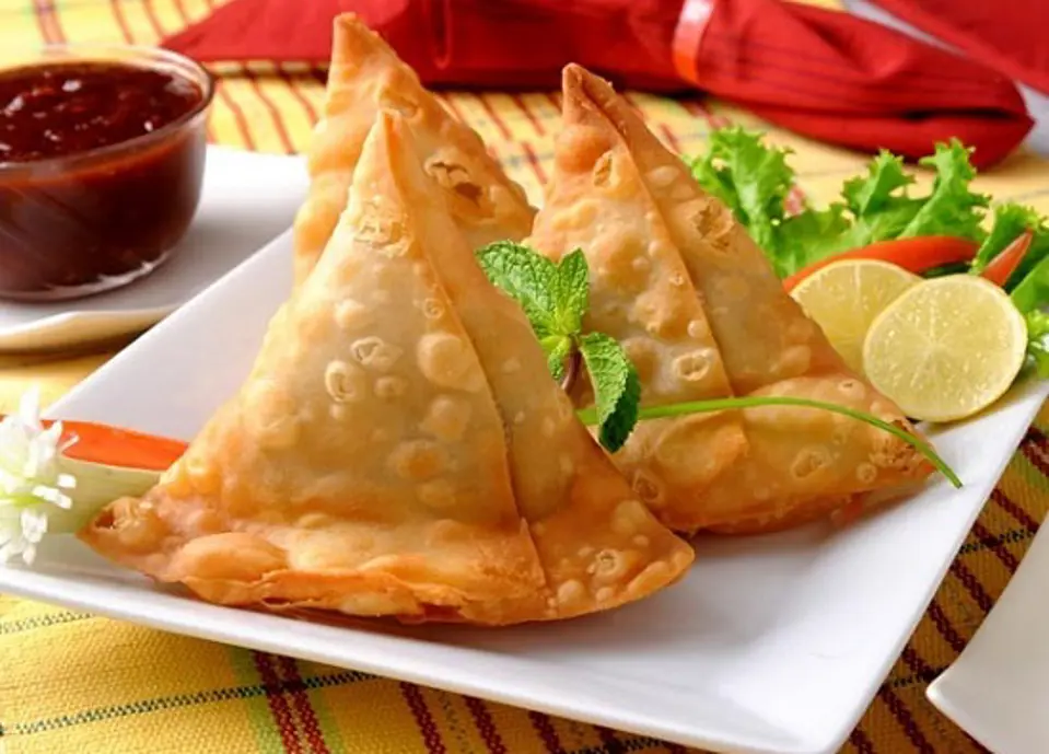 Cách làm bánh gối nhân thịt ngon Cách làm bánh gối nhân thịt ngon