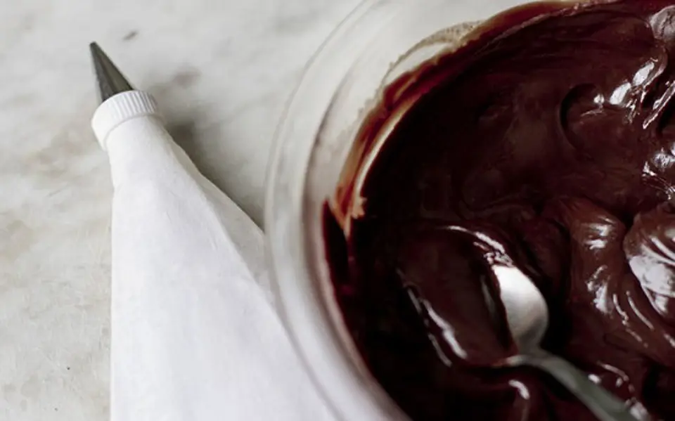 Cách làm bánh macaron socola của Pháp