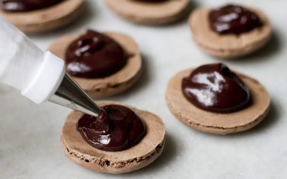 Cách làm bánh macaron socola của Pháp