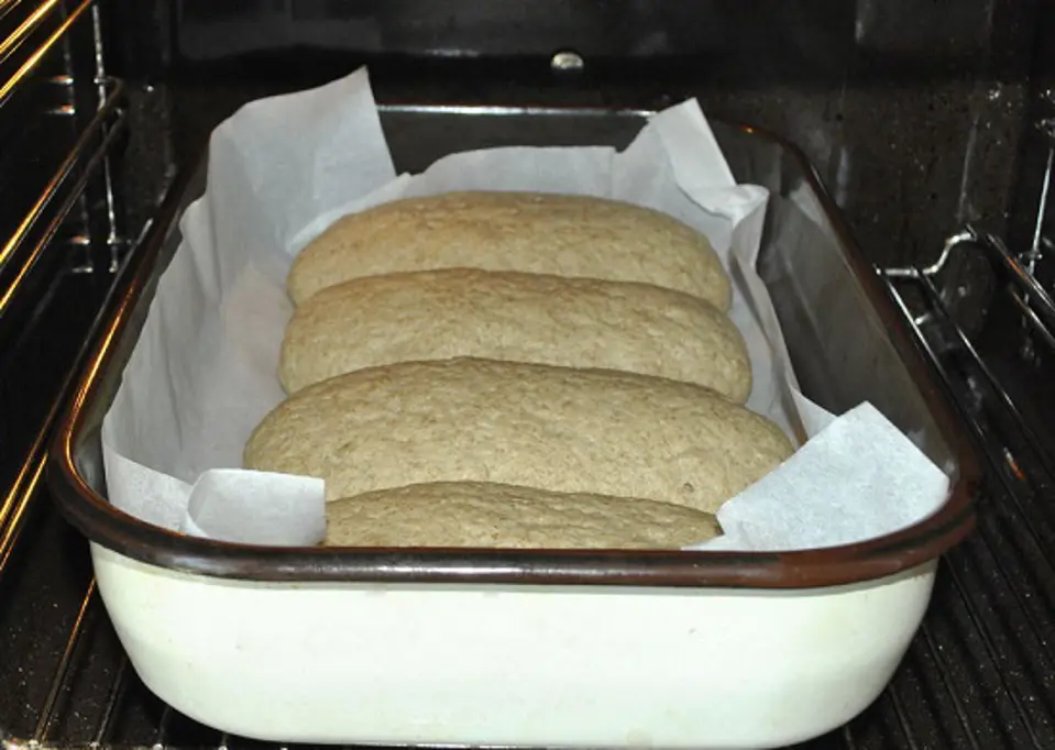 Cách làm bánh mì lúa mạch đen dễ dàng