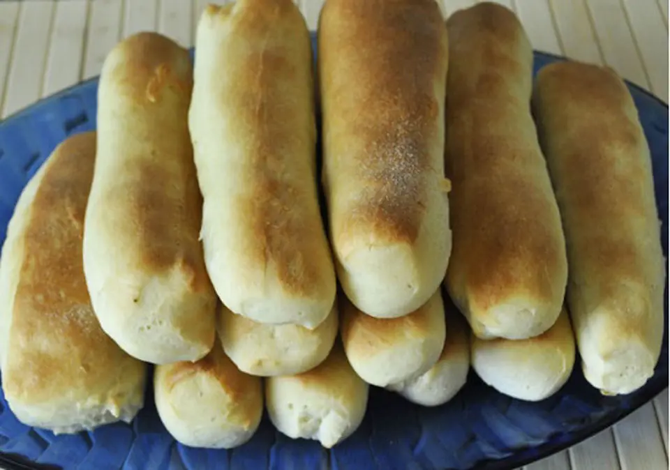 Cách làm bánh mì que giòn thơm ngộ nghĩnh Cách làm bánh mì que giòn thơm ngộ nghĩnh