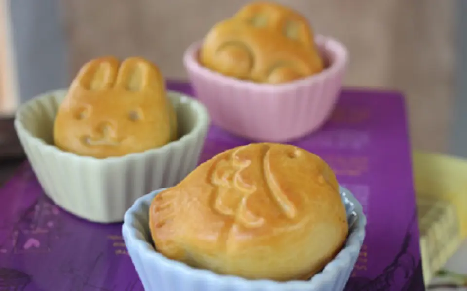 Cách làm bánh Trung thu hình ngộ nghĩnh cho bé yêu