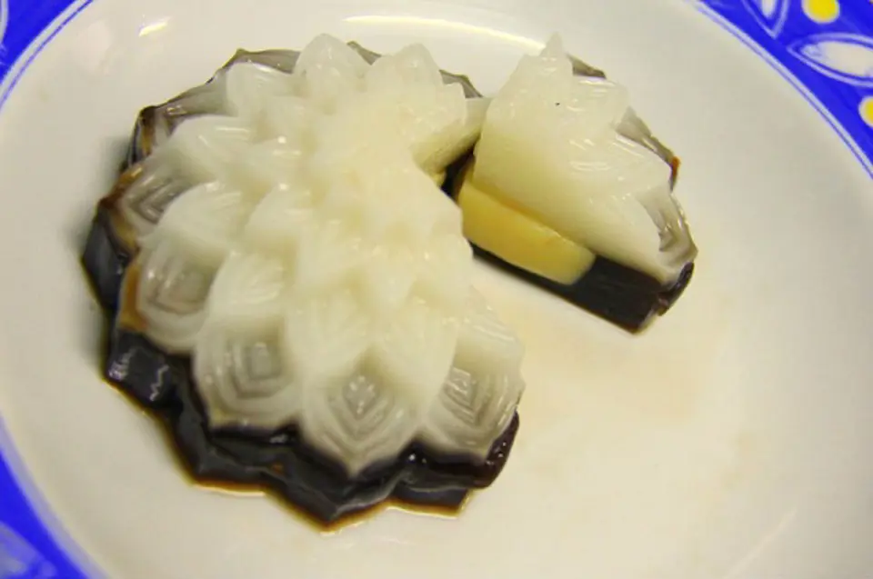 Cách làm bánh trung thu rau câu nhân bánh flan ngon tuyệt Cách làm bánh trung thu rau câu nhân bánh flan ngon tuyệt