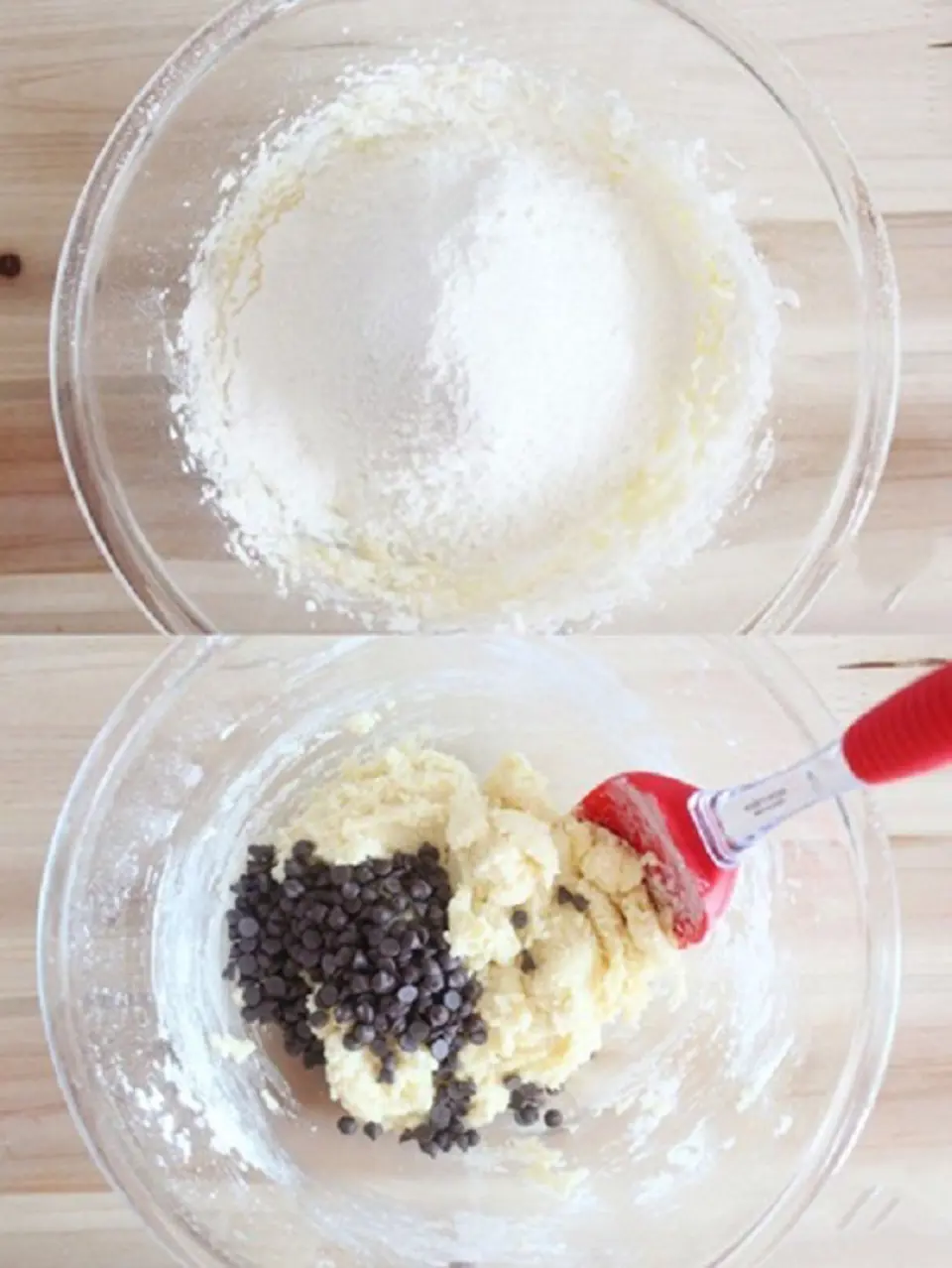 Cách làm bánh xốp nhân oreo mới lạ