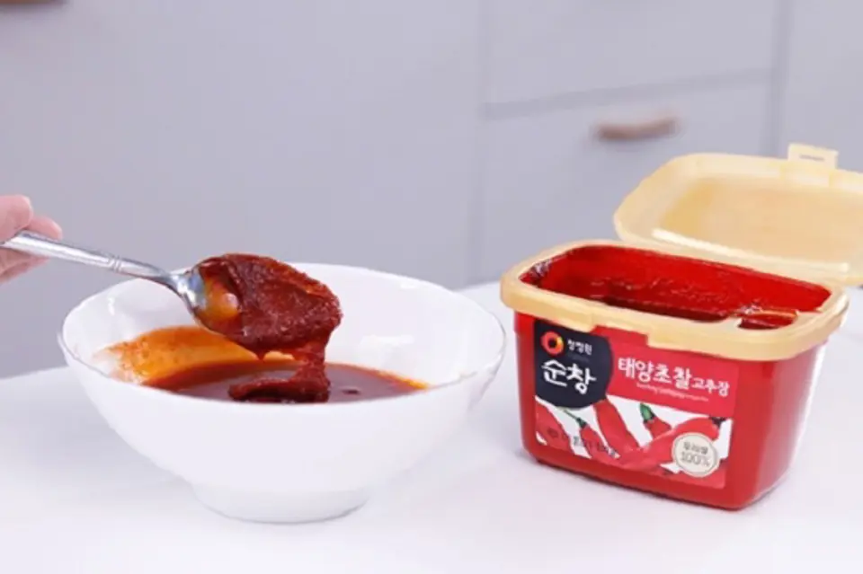 Cách làm cánh gà sốt cay thơm ngon độc đáo