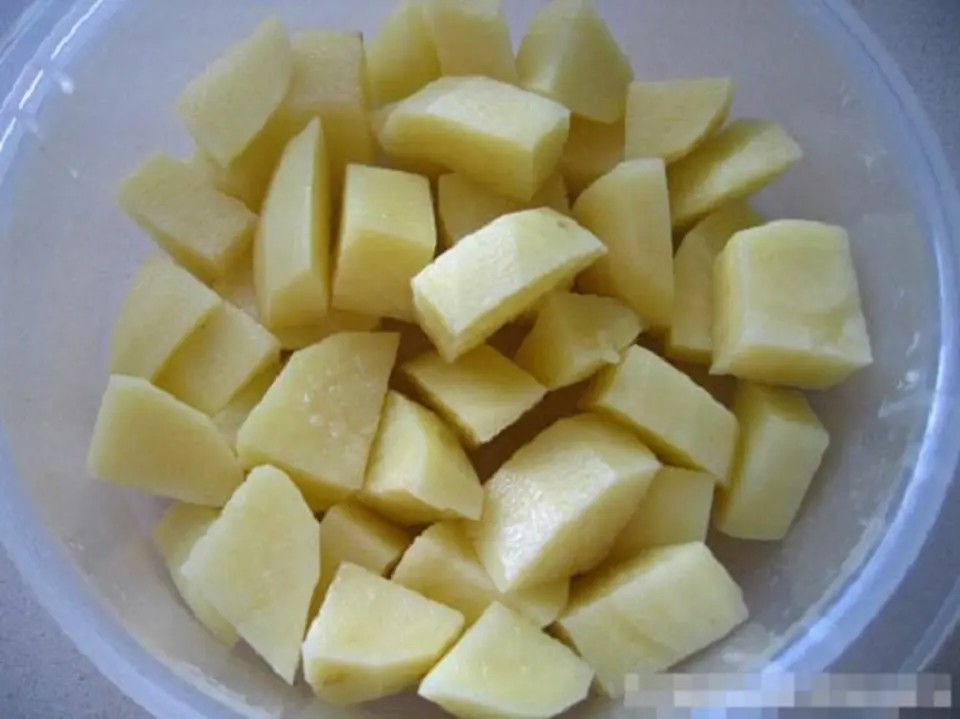 Cách làm canh sườn bò thơm ngon
