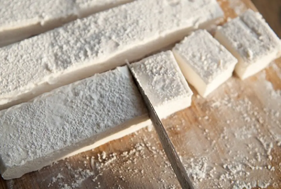 Cách làm kẹo Marshmallow xốp dẻo ngọt ngào