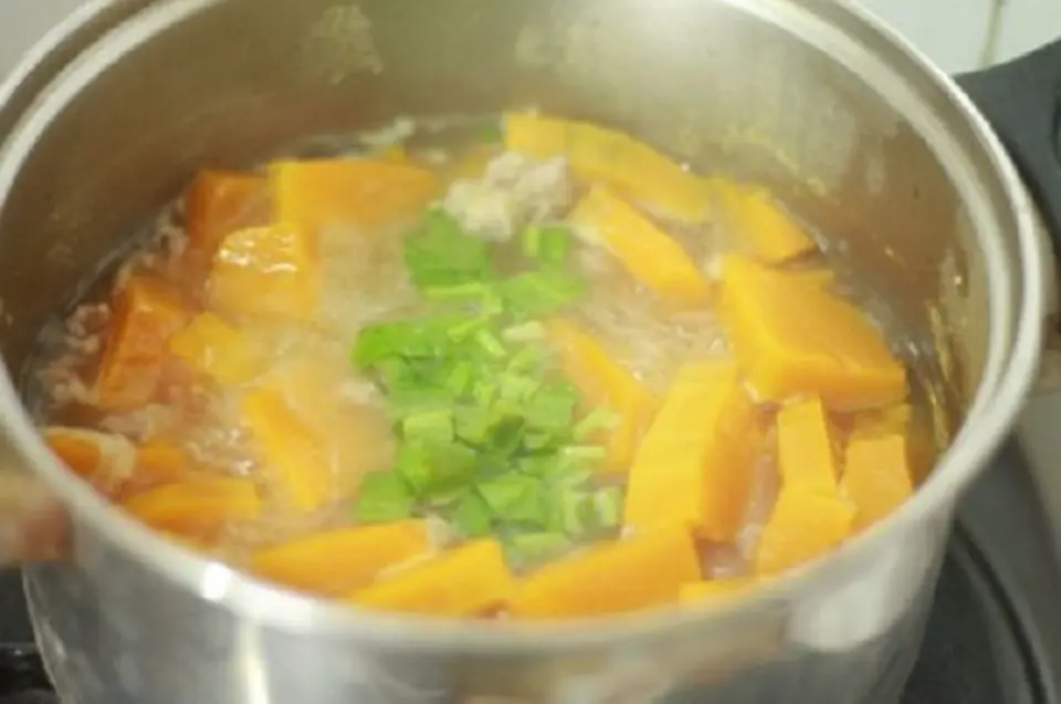 Cách làm món canh bí đỏ đậu phộng thơm ngon bổ dưỡng Cách làm món canh bí đỏ đậu phộng thơm ngon bổ dưỡng