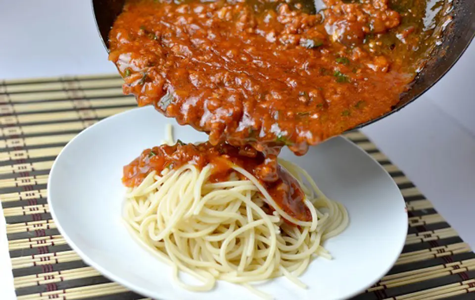 Cách làm món mỳ spaghetti thịt bò đơn giản chuẩn phong cách Ý