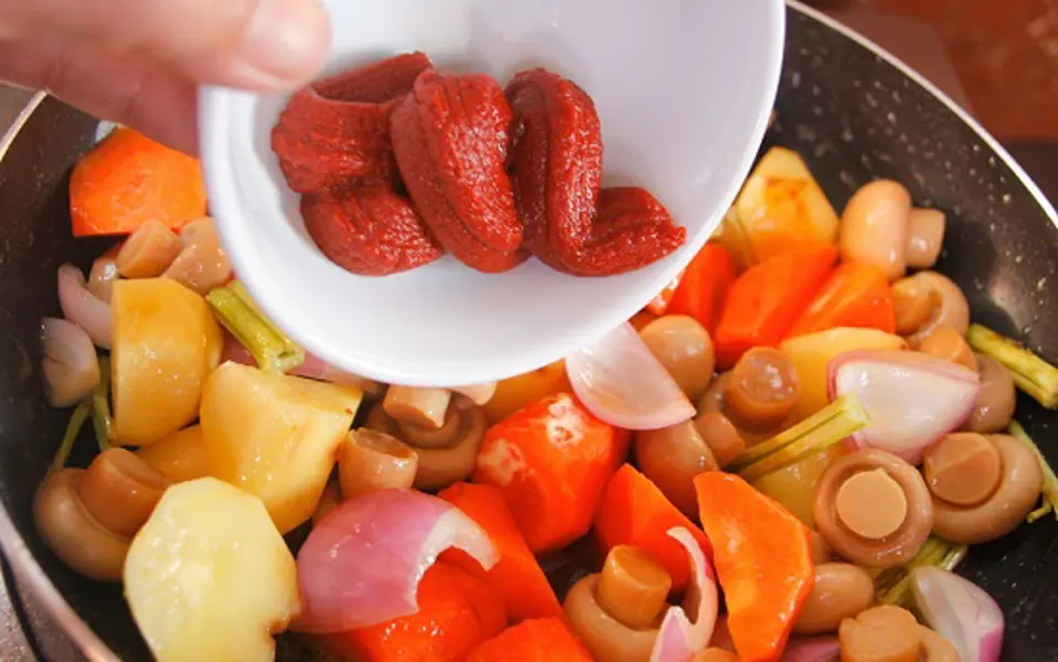 Cách làm món thịt bò hầm nấm kiểu Pháp