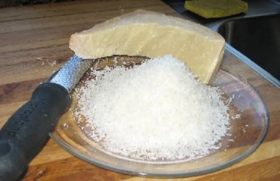 Cách làm món thịt gà nướng phủ phô mai Cách làm món thịt gà nướng phủ phô mai