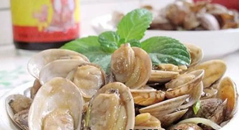 Cách làm ngao sốt dầu hào thơm nức mũi