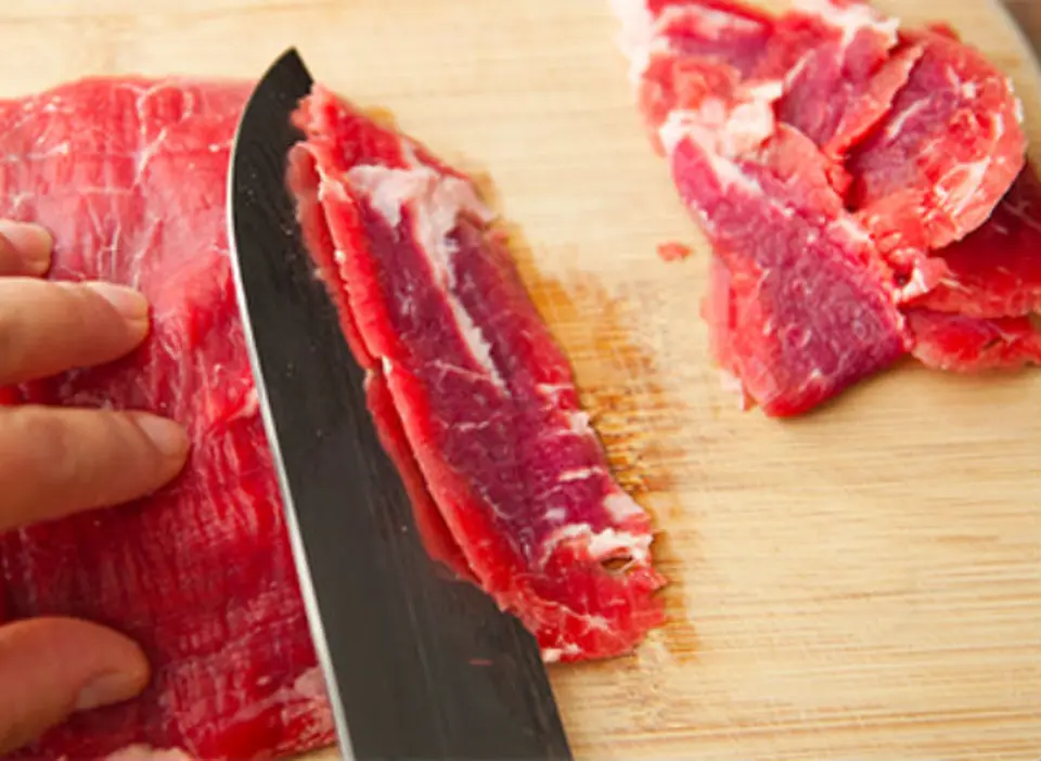 Công thức làm món bò xào cam lạ miệng mà ngon cơm