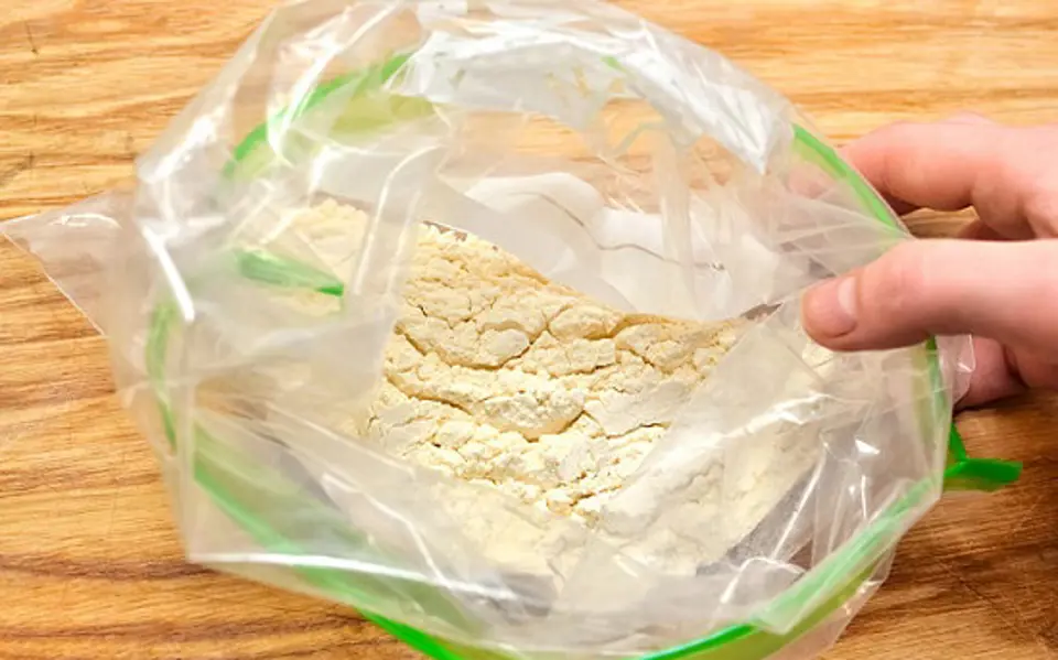 Hướng dẫn làm món gà chiên sâu thơm ngon đặc biệt