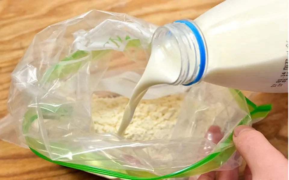 Hướng dẫn làm món gà chiên sâu thơm ngon đặc biệt