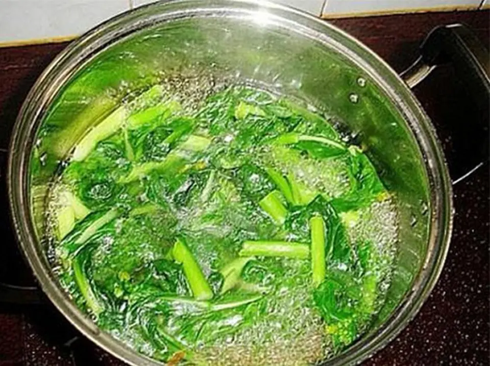 Những mẹo vặt bỏ túi khi chế biến rau củ