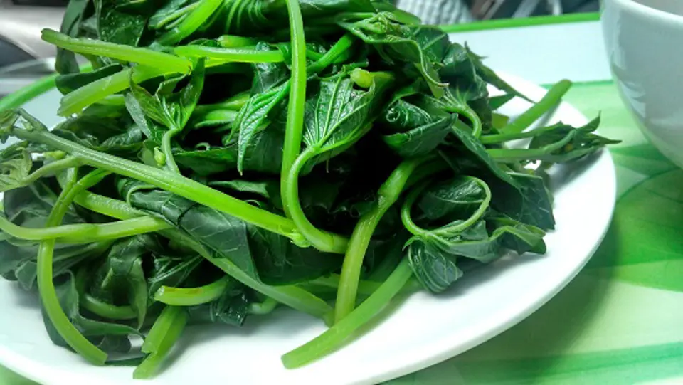 Những mẹo vặt bỏ túi khi chế biến rau củ