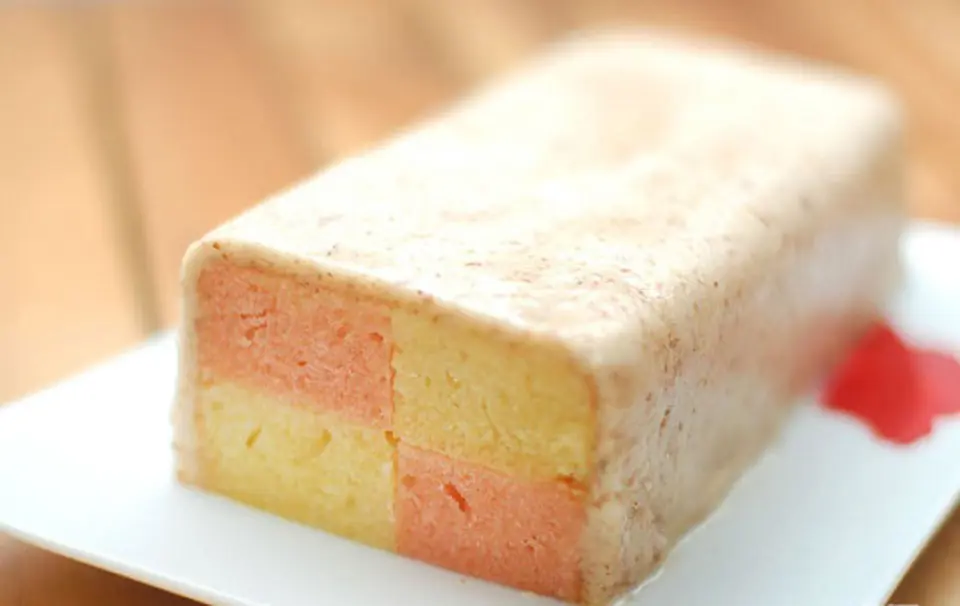 Cách làm bánh Battenburg độc đáo