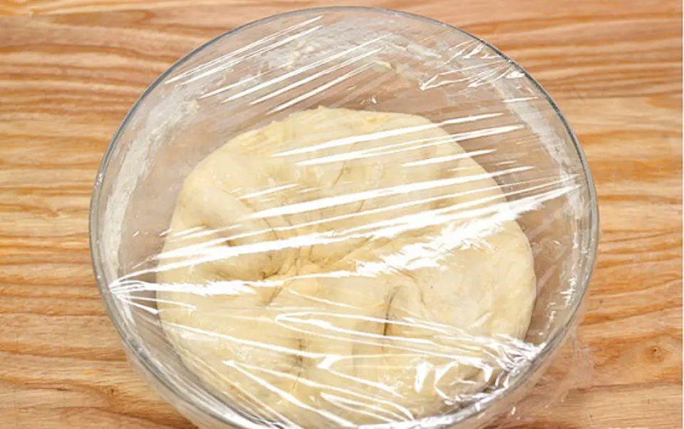 Cách làm bánh mì que trứ danh của nước Pháp
