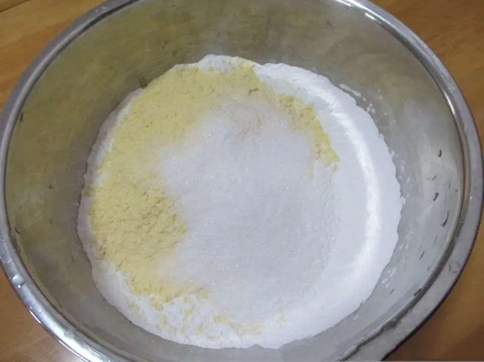 Cách làm bánh nếp chiên xốp giòn