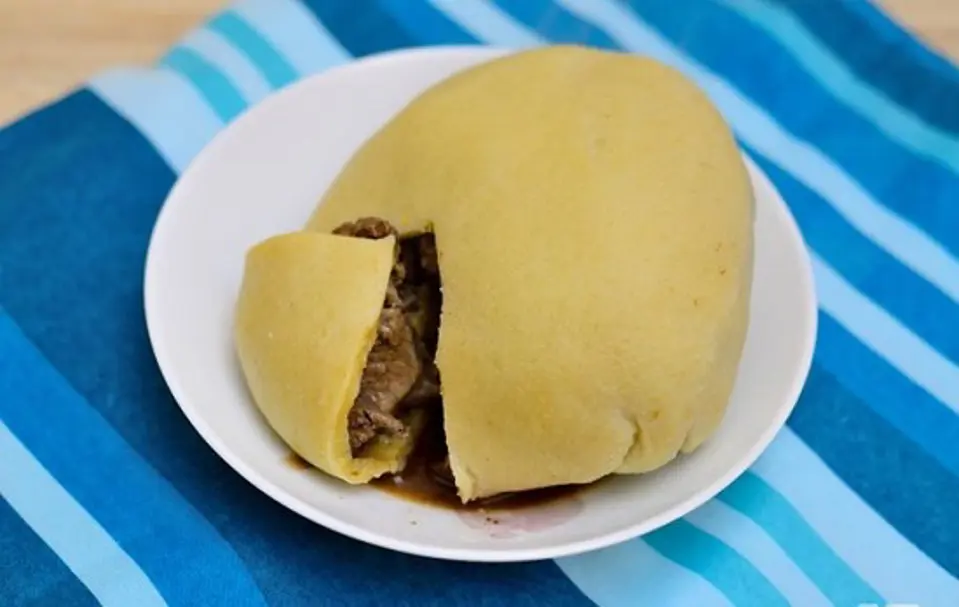 Cách làm món bánh bao nhân bít tết cho bữa sáng