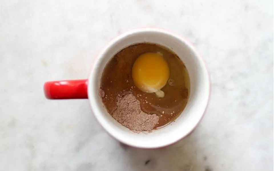 Cách làm món bánh Mug socola trong 10 phút