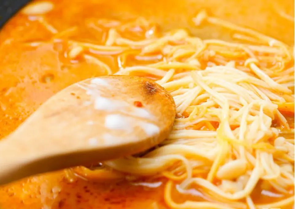 Cách làm món cà ri đỏ của Thái Lan đơn giản nhất Cách làm món cà ri đỏ của Thái Lan đơn giản nhất